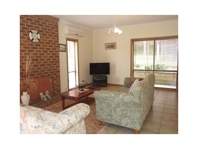 358 Settlement Road, Cowes VIC 3922