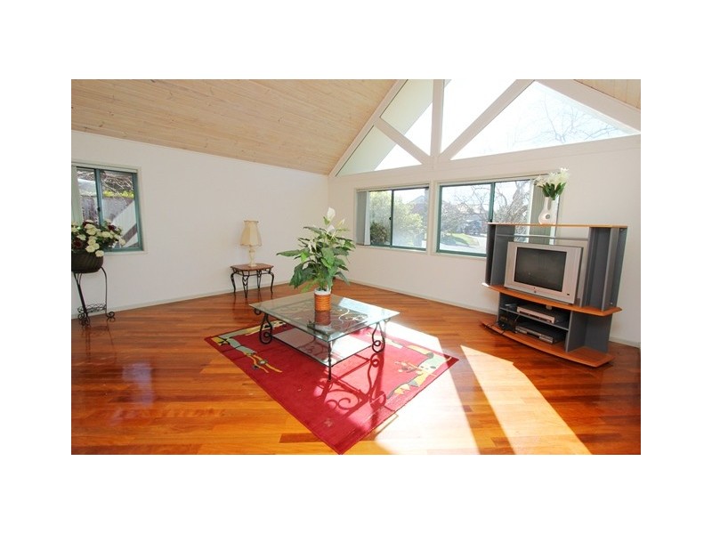 1 Acacia Close, Cowes VIC 3922