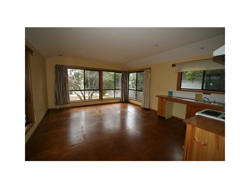 575 Settlement Road, Cowes VIC 3922