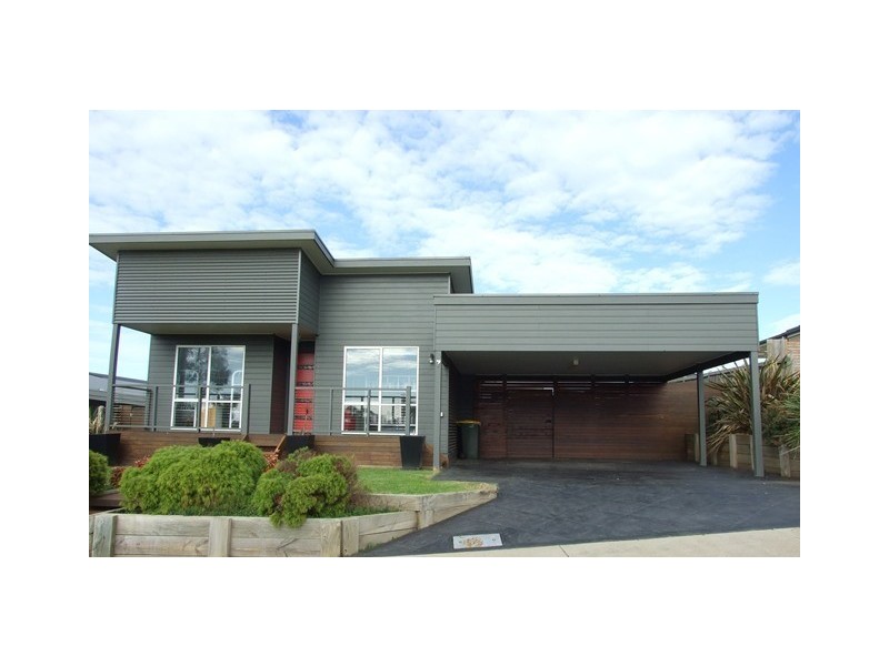 7 Kingfisher Way, Cowes VIC 3922