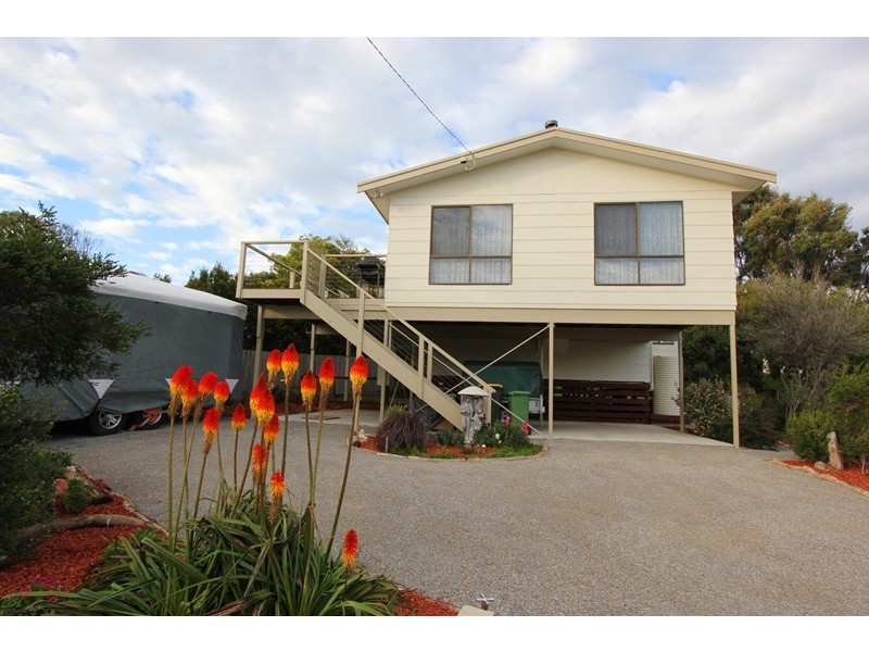 15 Cronulla Avenue, Cape Woolamai VIC 3925