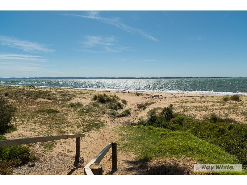 21 Justice Road, Cowes VIC 3922