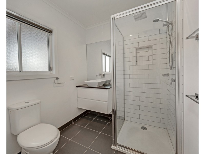 28 Manna Gum Drive, Cowes VIC 3922