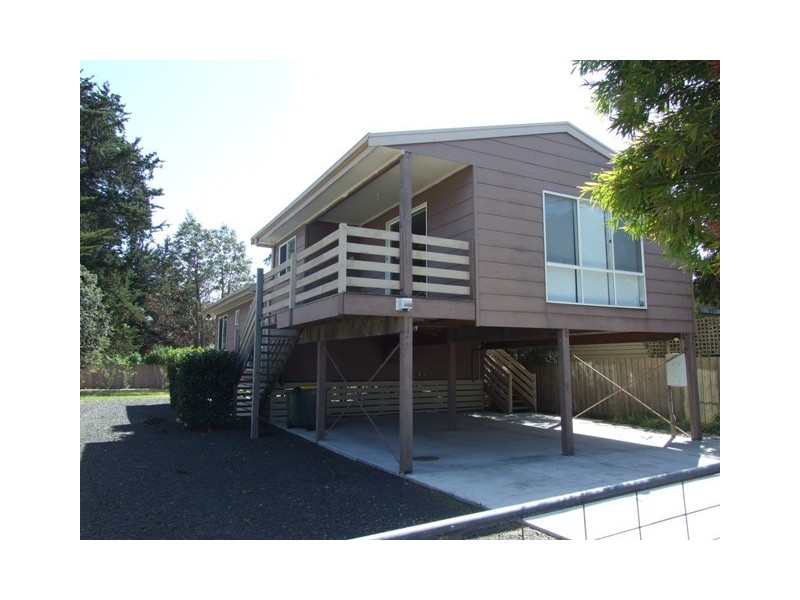 28 St Georges Road, Cowes VIC 3922