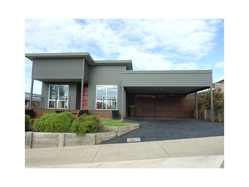 7 Kingfisher Way, Cowes VIC 3922