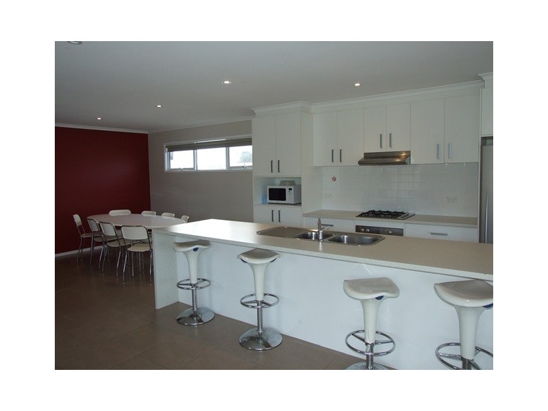 7 Kingfisher Way, Cowes VIC 3922