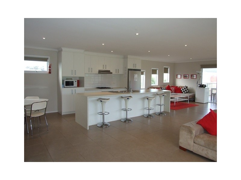 7 Kingfisher Way, Cowes VIC 3922