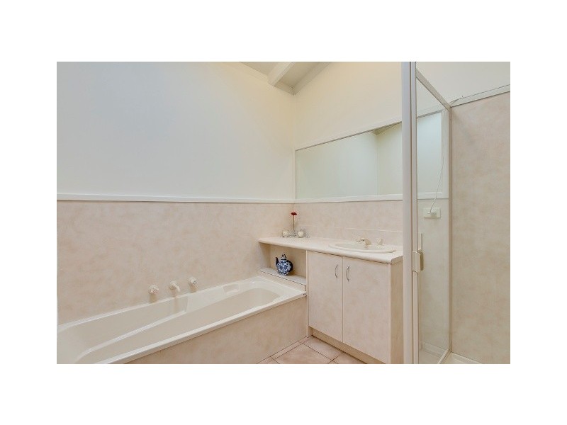 2 Red Rocks Road, Cowes VIC 3922