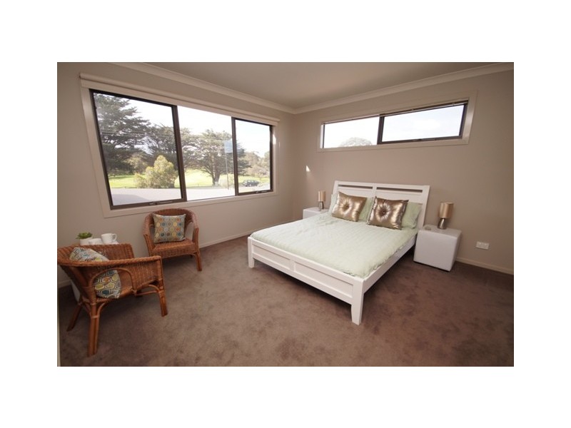 41 Settlement Road, Cowes VIC 3922