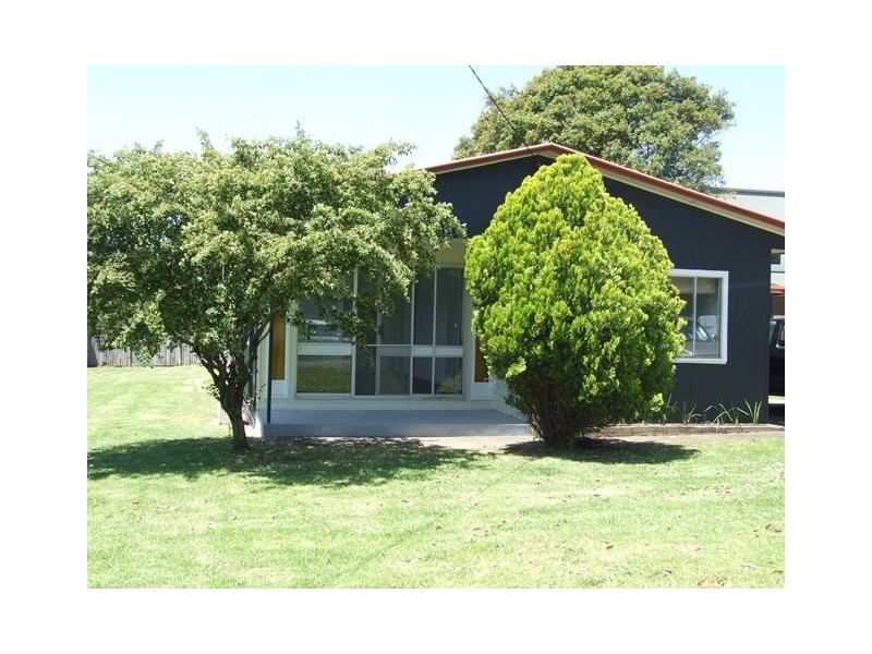 5 Grandview Grove, Cowes VIC 3922