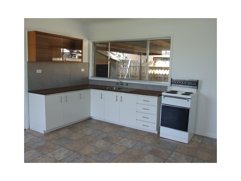 5 Grandview Grove, Cowes VIC 3922