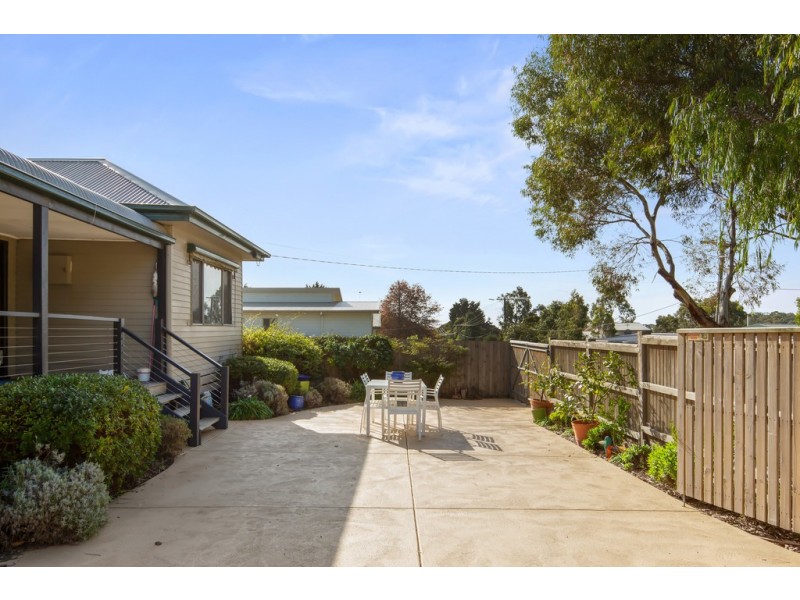 32 Scenic Drive, Cowes VIC 3922