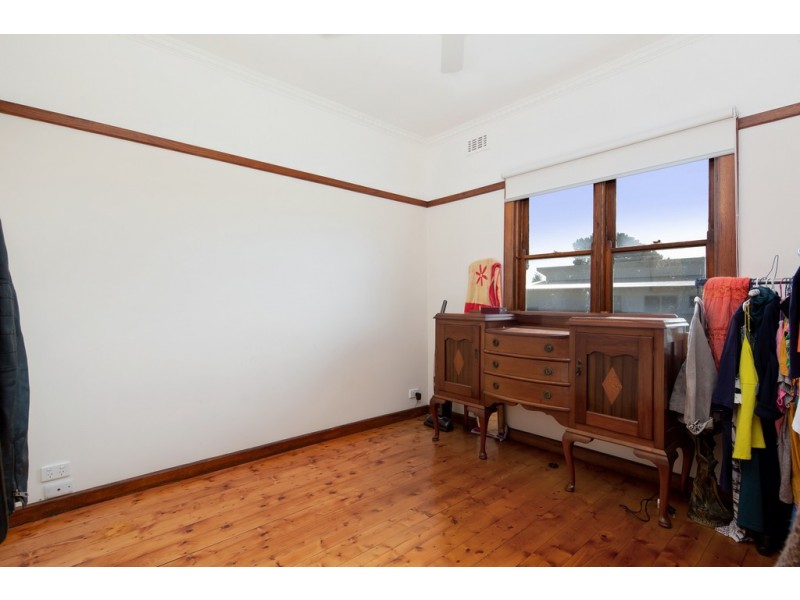 32 Scenic Drive, Cowes VIC 3922