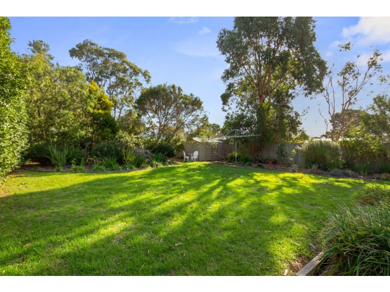 32 Scenic Drive, Cowes VIC 3922