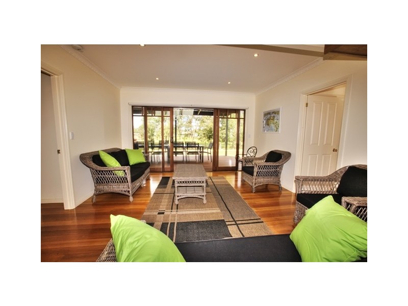 6 Collins Street, Silverleaves VIC 3922