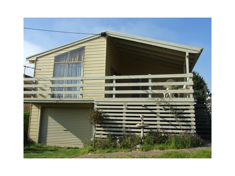 13 San Remo Crescent, Sunset Strip VIC 3922