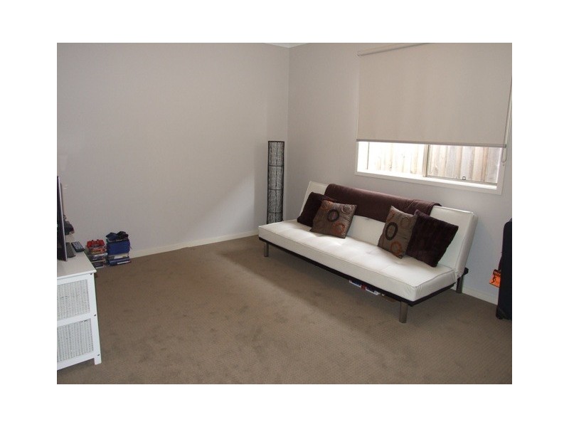 11 Dianella Way, Cowes VIC 3922