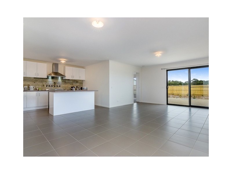 20 Grampian Boulevard, Cowes VIC 3922