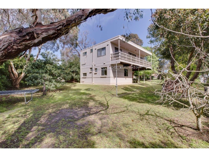 24 Teddy Bear Lane, Cowes VIC 3922