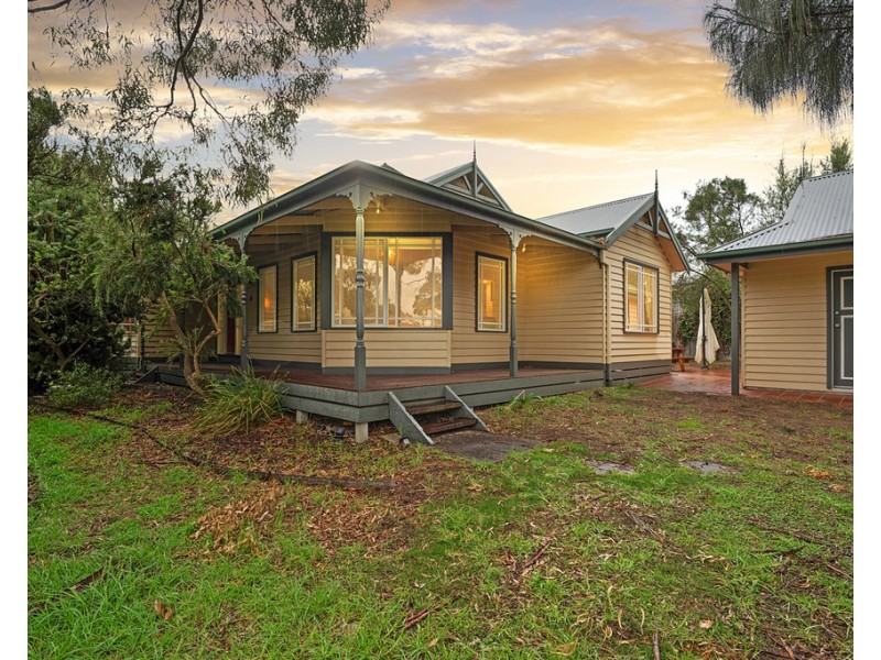 7 Honeyeater Drive, Silverleaves VIC 3922