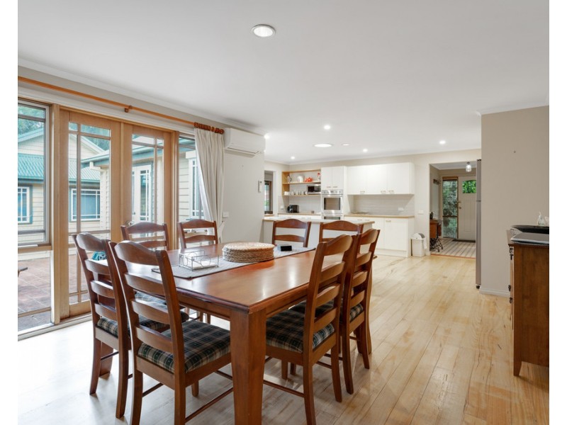 7 Honeyeater Drive, Silverleaves VIC 3922
