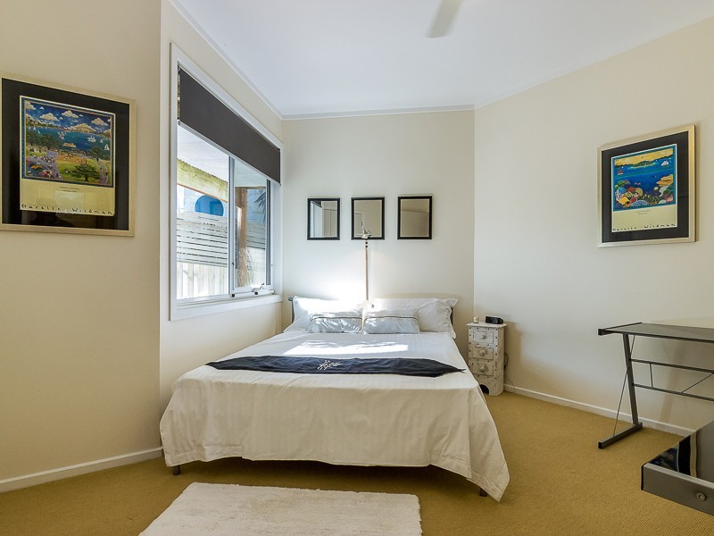 19 Hollywood Crescent, Smiths Beach VIC 3922