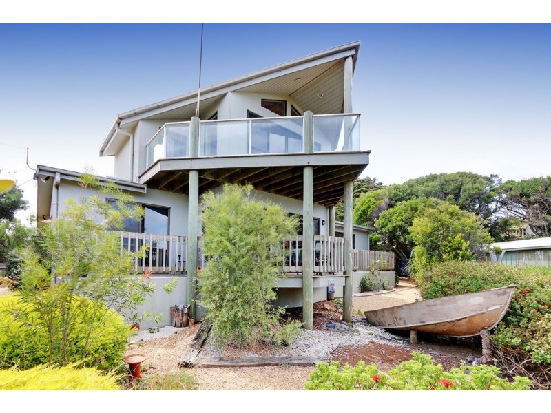 14 The Esplanade, Sunderland Bay VIC 3922