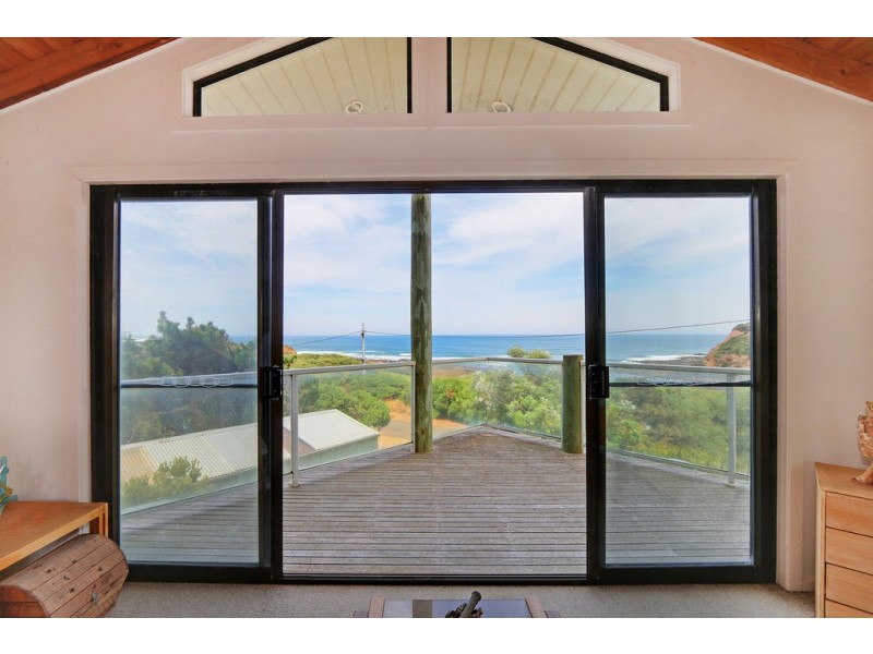 14 The Esplanade, Sunderland Bay VIC 3922