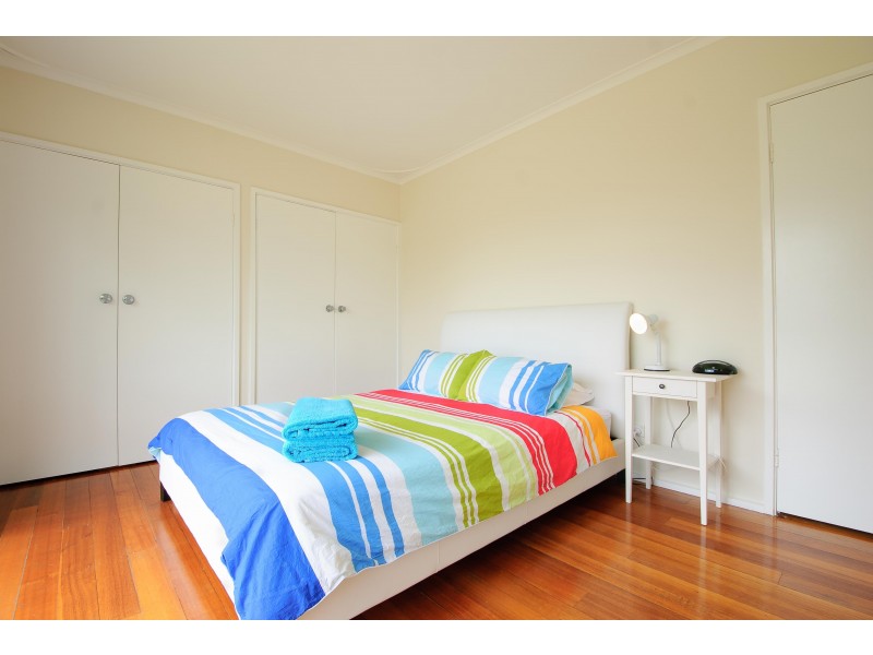 27 Alexander Avenue, Cowes VIC 3922