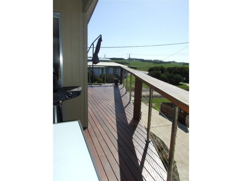 4/1A Stradbroke Crescent, Surf Beach VIC 3922