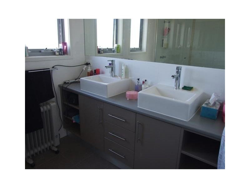 4/1A Stradbroke Crescent, Surf Beach VIC 3922