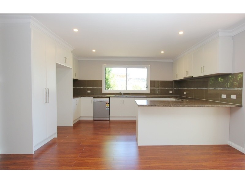 16 Bermagui Crescent, Sunset Strip VIC 3922