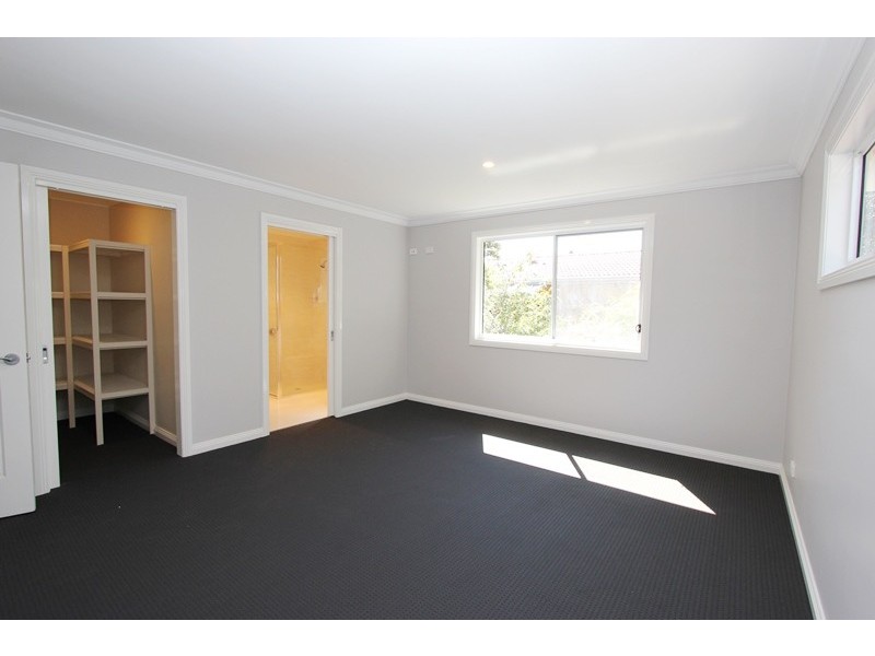 16 Bermagui Crescent, Sunset Strip VIC 3922