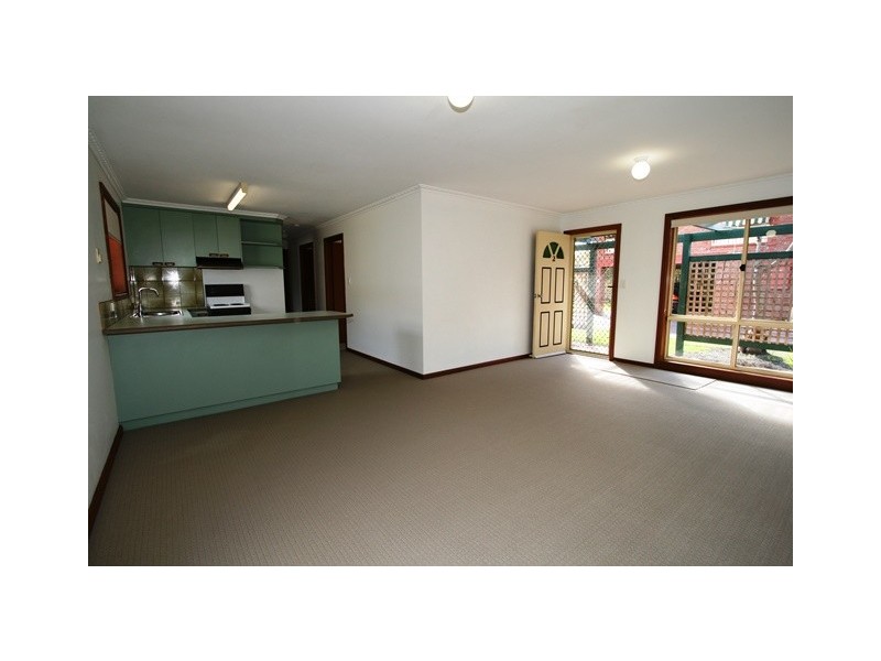 2/20 Church Street, Cowes VIC 3922