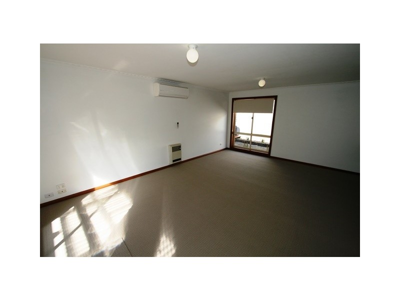 2/20 Church Street, Cowes VIC 3922