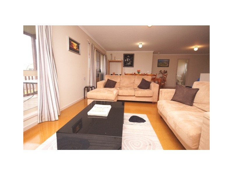 69 Katherine Circuit, Cowes VIC 3922