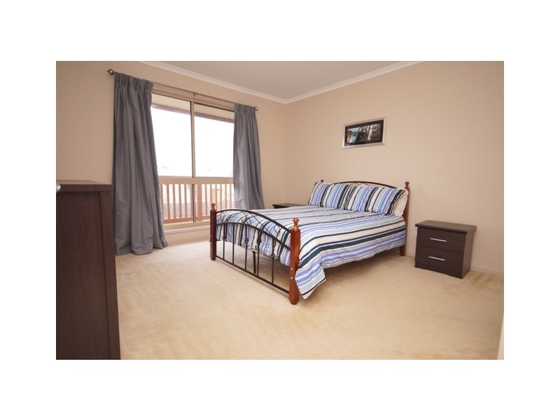 69 Katherine Circuit, Cowes VIC 3922