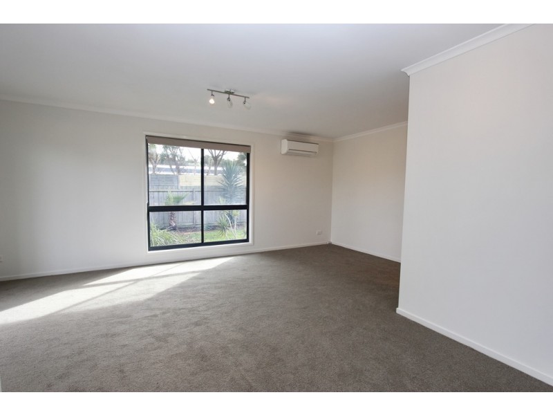 30 Galleon Crescent, Sunset Strip VIC 3922
