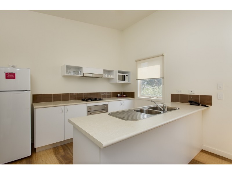 252/2124 Phillip Island Road, Cowes VIC 3922