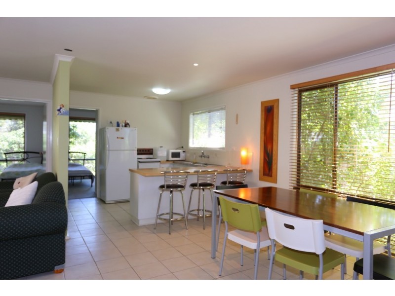 16 Dover Street, Sunderland Bay VIC 3922