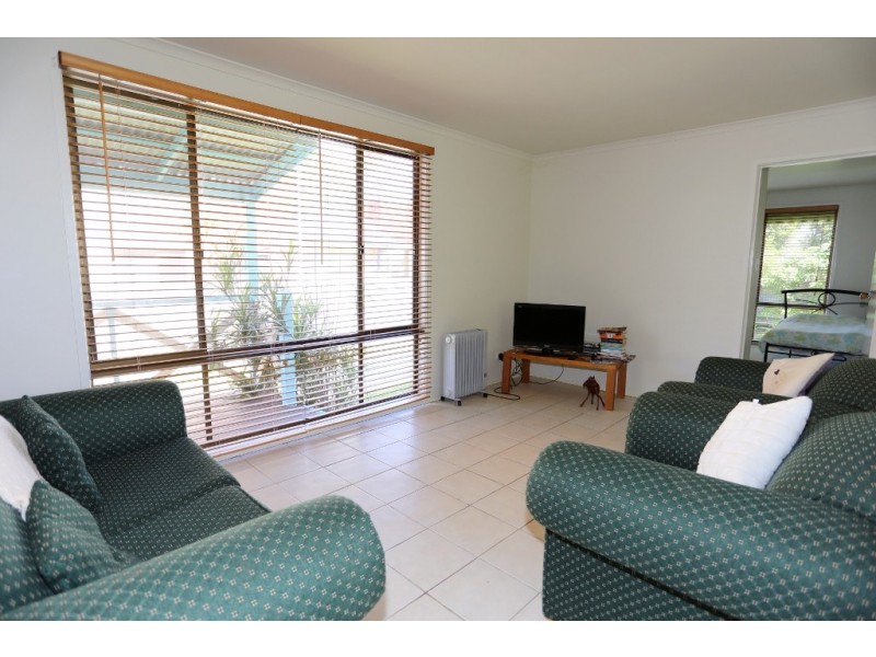 16 Dover Street, Sunderland Bay VIC 3922