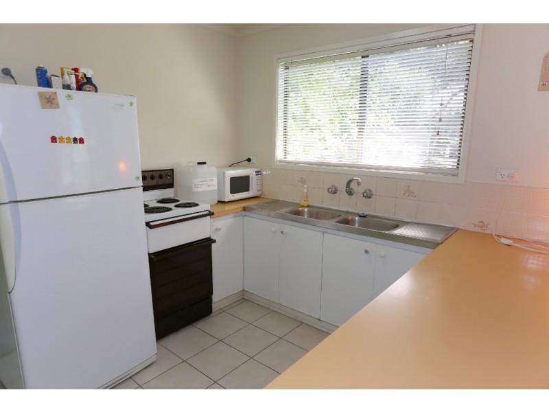 16 Dover Street, Sunderland Bay VIC 3922