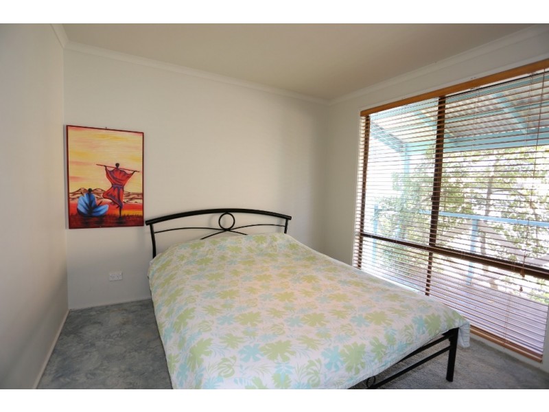 16 Dover Street, Sunderland Bay VIC 3922