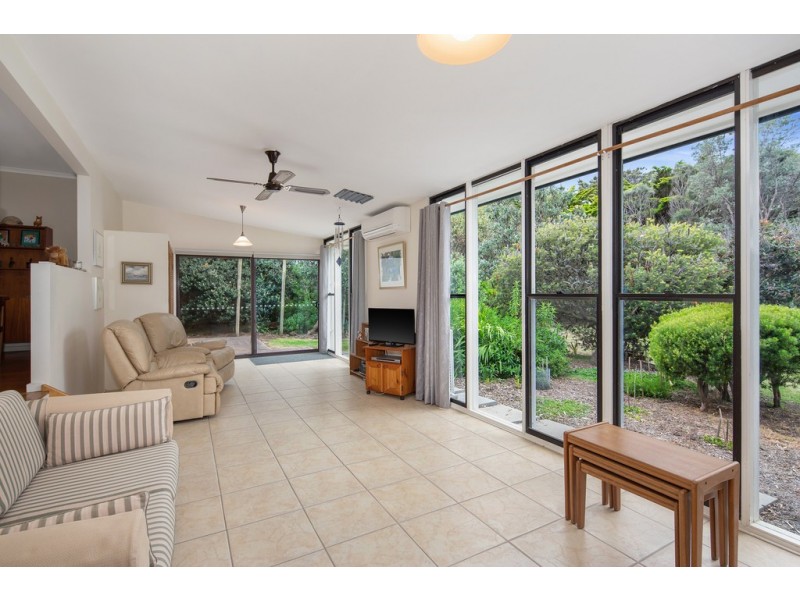 2 Park Street, Surf Beach VIC 3922