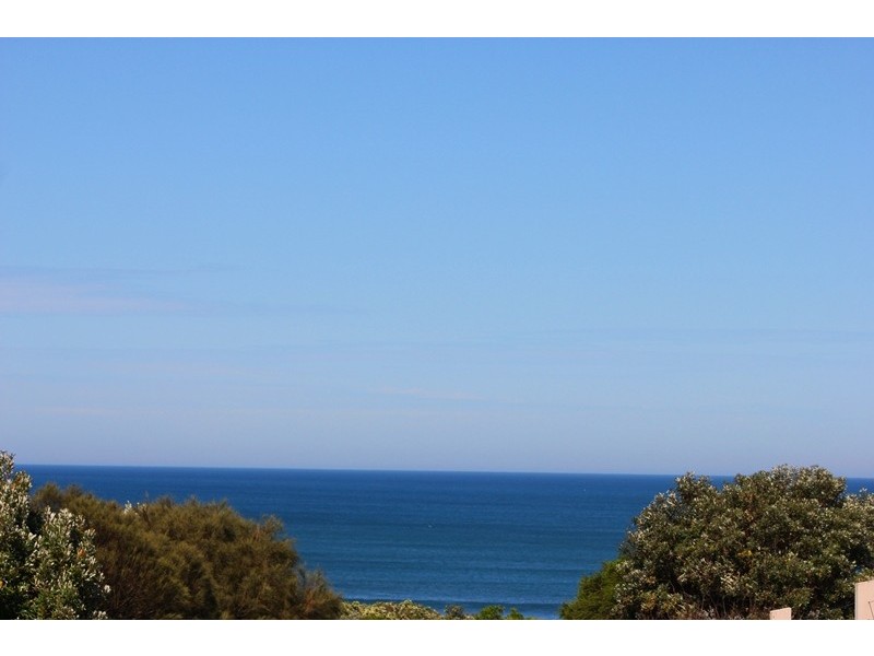 1 Rowena Road, Sunderland Bay VIC 3922