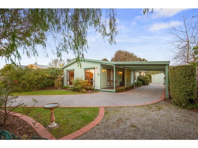 27 Plover Street, Cowes VIC 3922