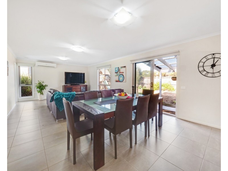 1 French Court, Cowes VIC 3922