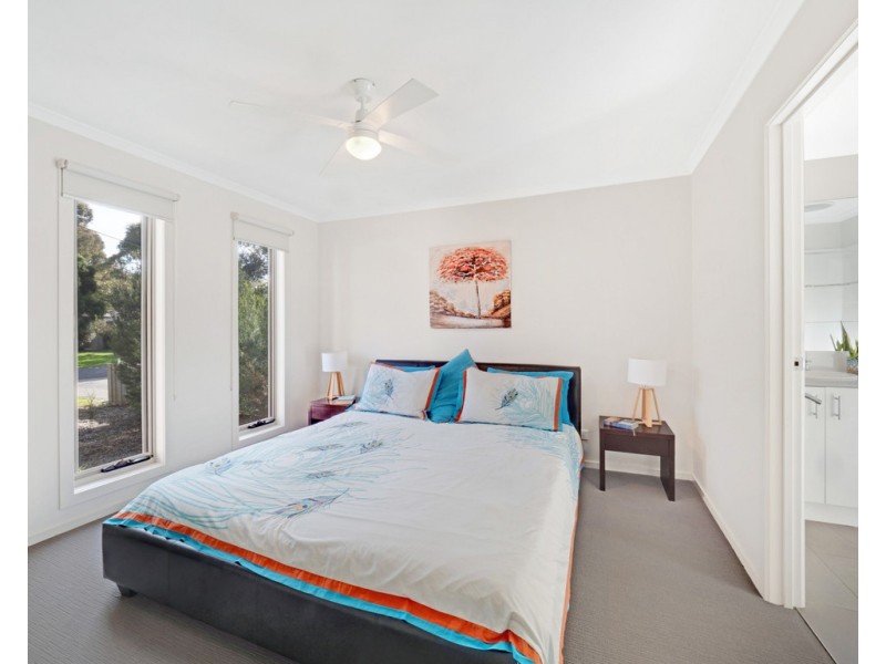 1 French Court, Cowes VIC 3922