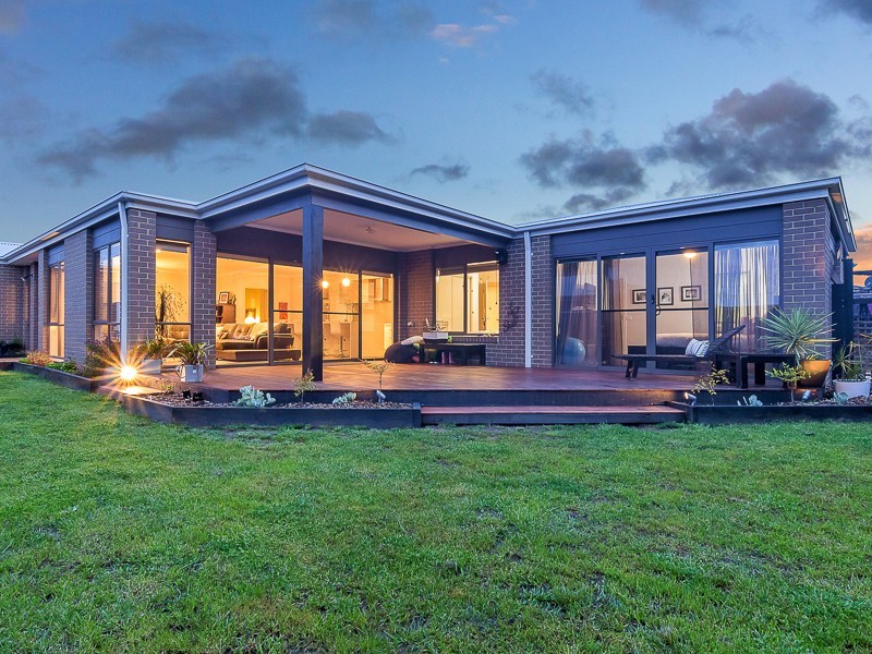 65 Everton Circuit, Cowes VIC 3922