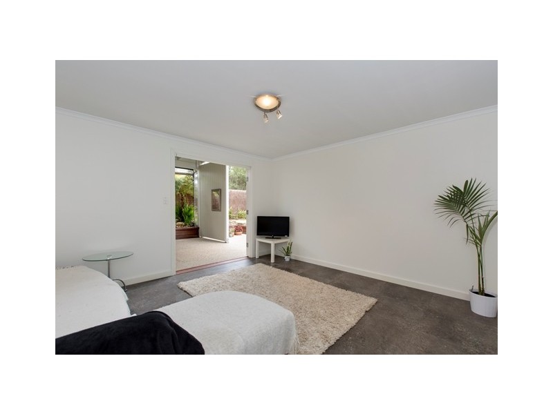 2 Hastings Street, Rhyll VIC 3923